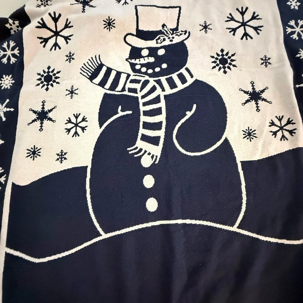 Festive Snowman Holiday Throw Blanket - Blue and White